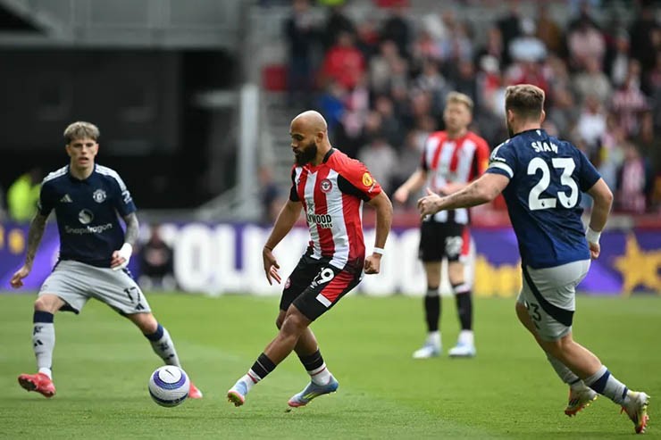 Màn so tài Brentford vs Manchester United