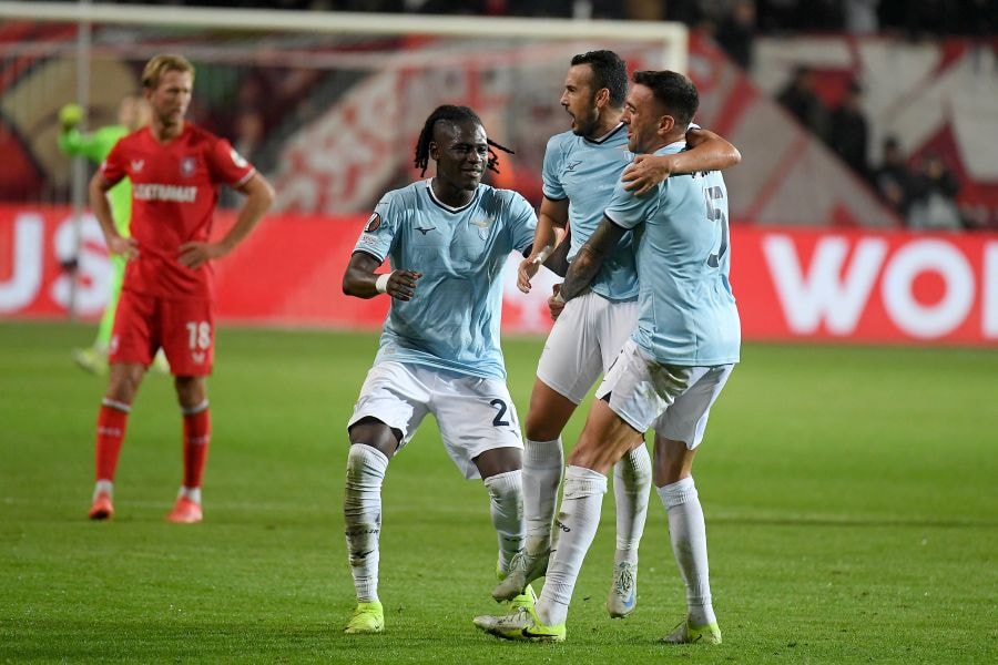 Màn thư hùng Genoa vs Lazio
