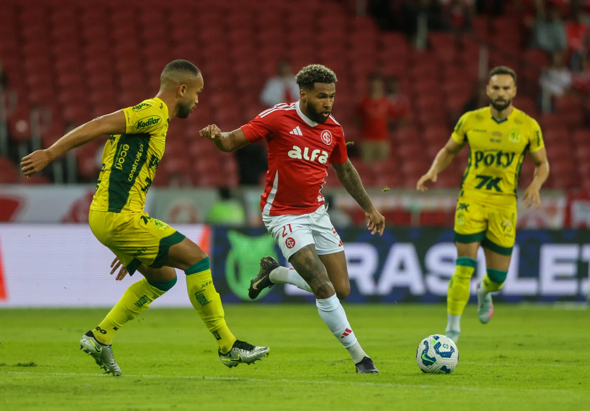 Màn so tài Mirassol FC vs Internacional (RS)