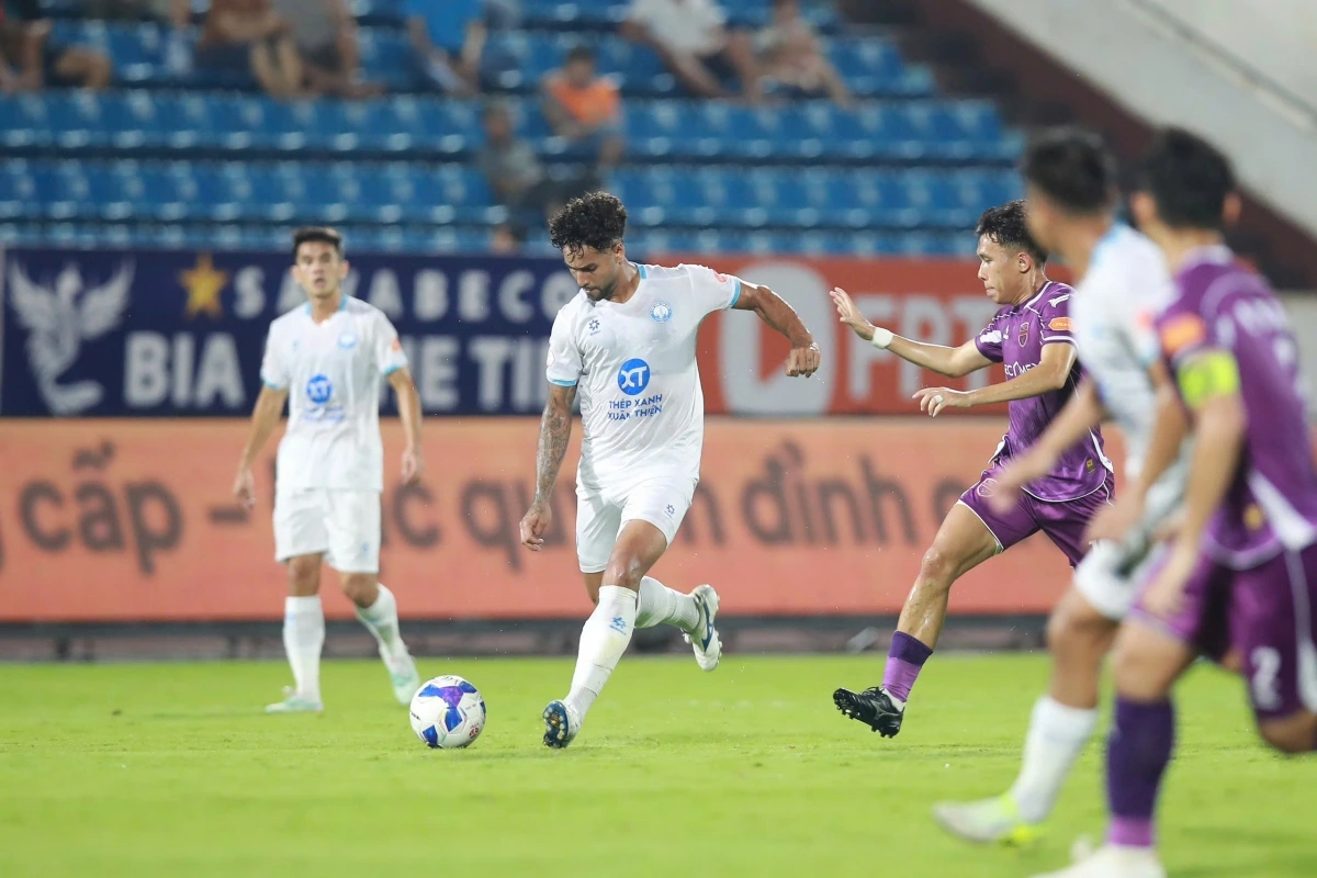 Nam Định 1–2 TP.HCM