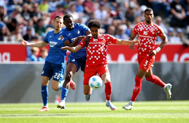 Màn chạm trán Mainz vs Hoffenheim