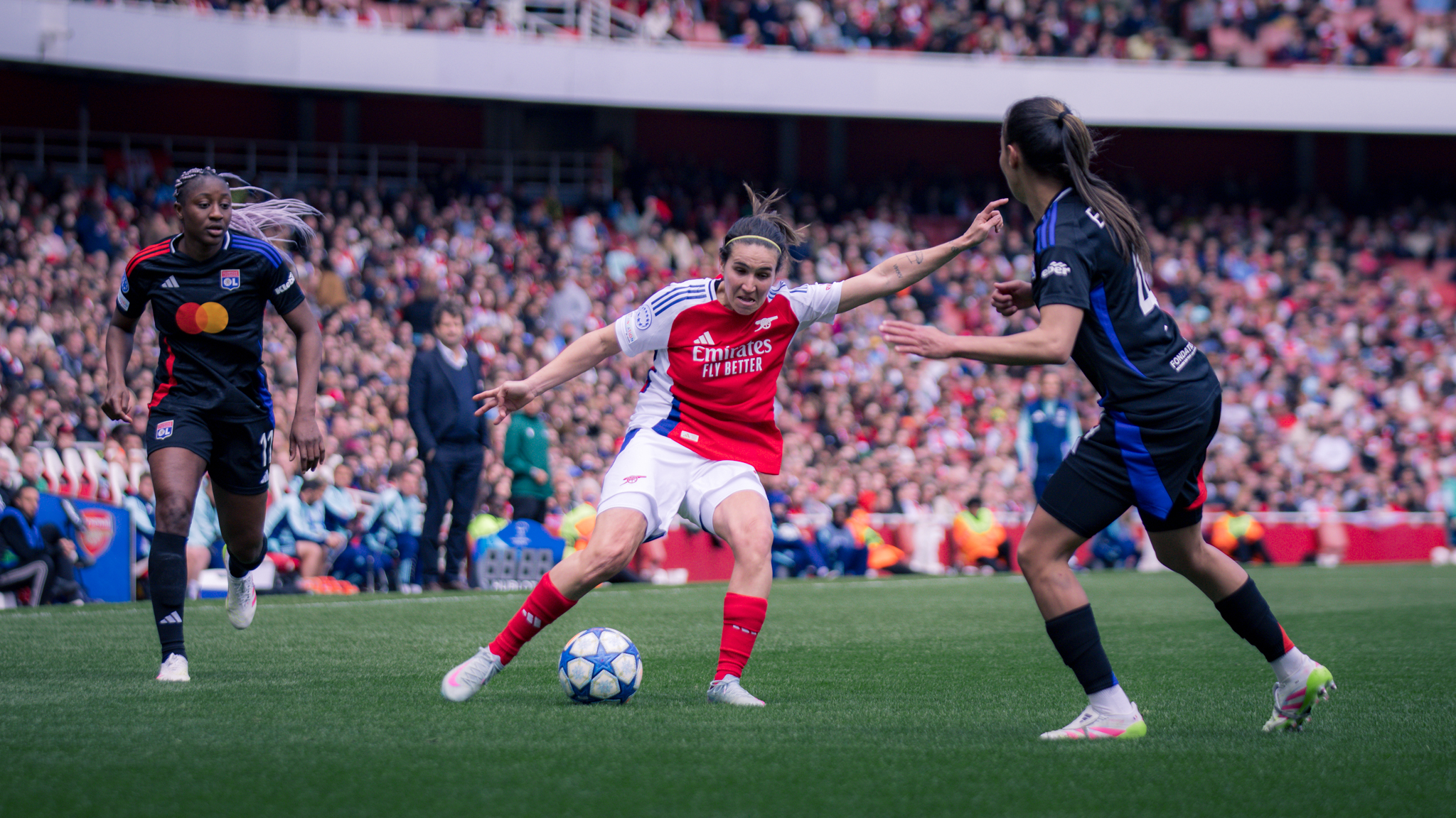 Màn so tài Nữ Bayern Munich vs Nữ Arsenal