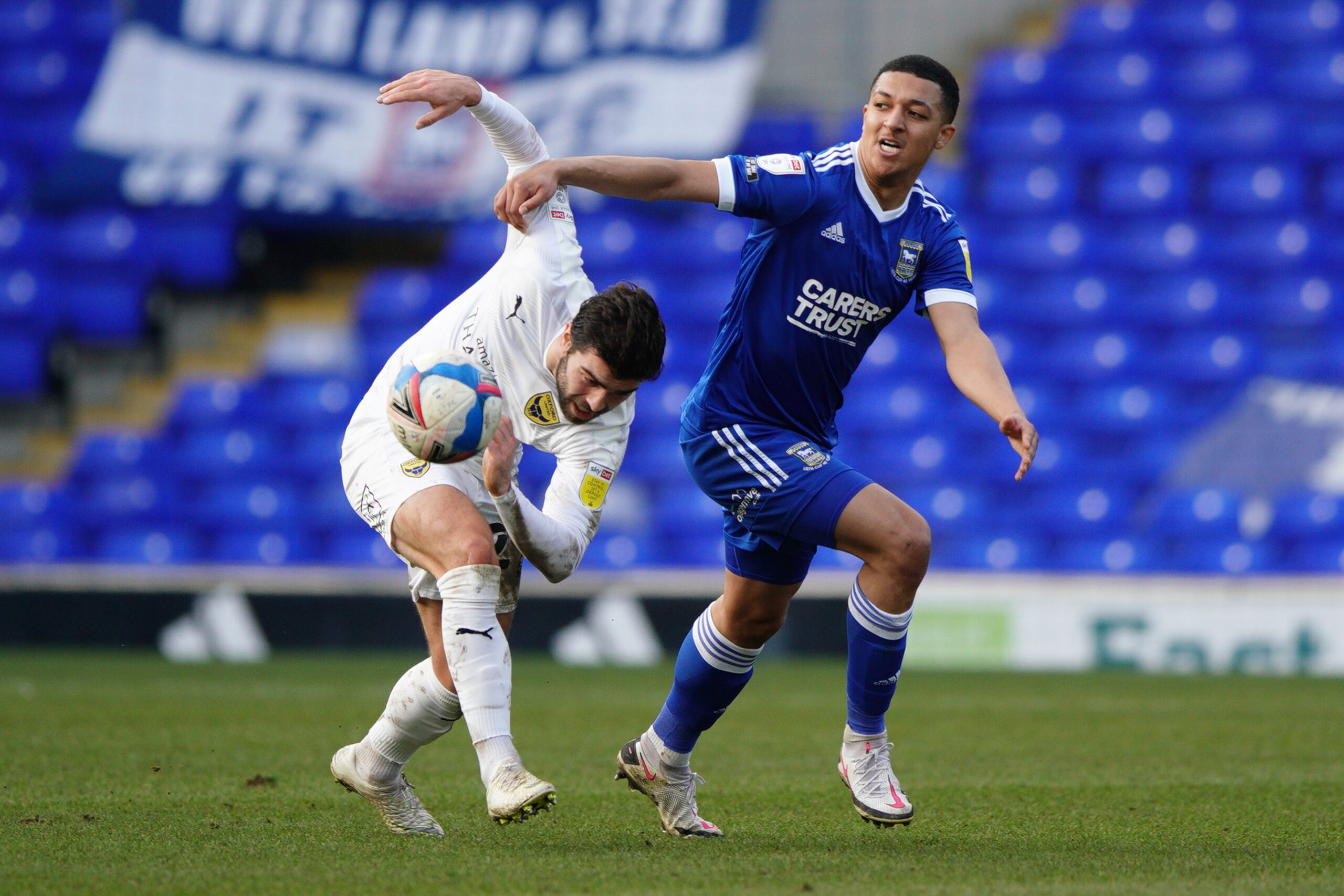 Màn chạm trán Oxford United vs Ipswich Town