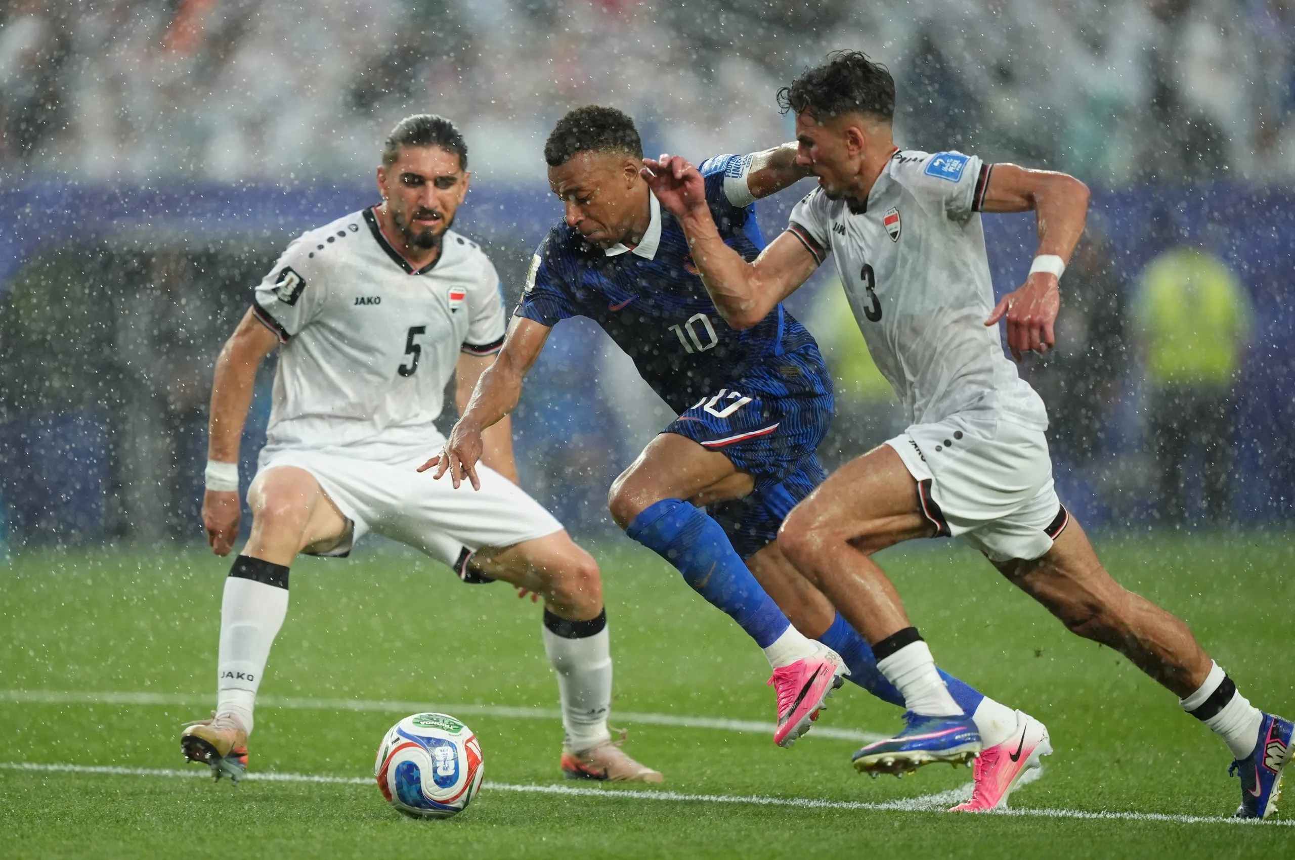 Pháp 3-0 Iraq