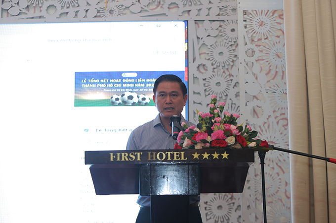 Chủ tịch HFF Trần Anh Tú phát biểu tại buổi tổng kết năm 2024. Ảnh: Đình Viên