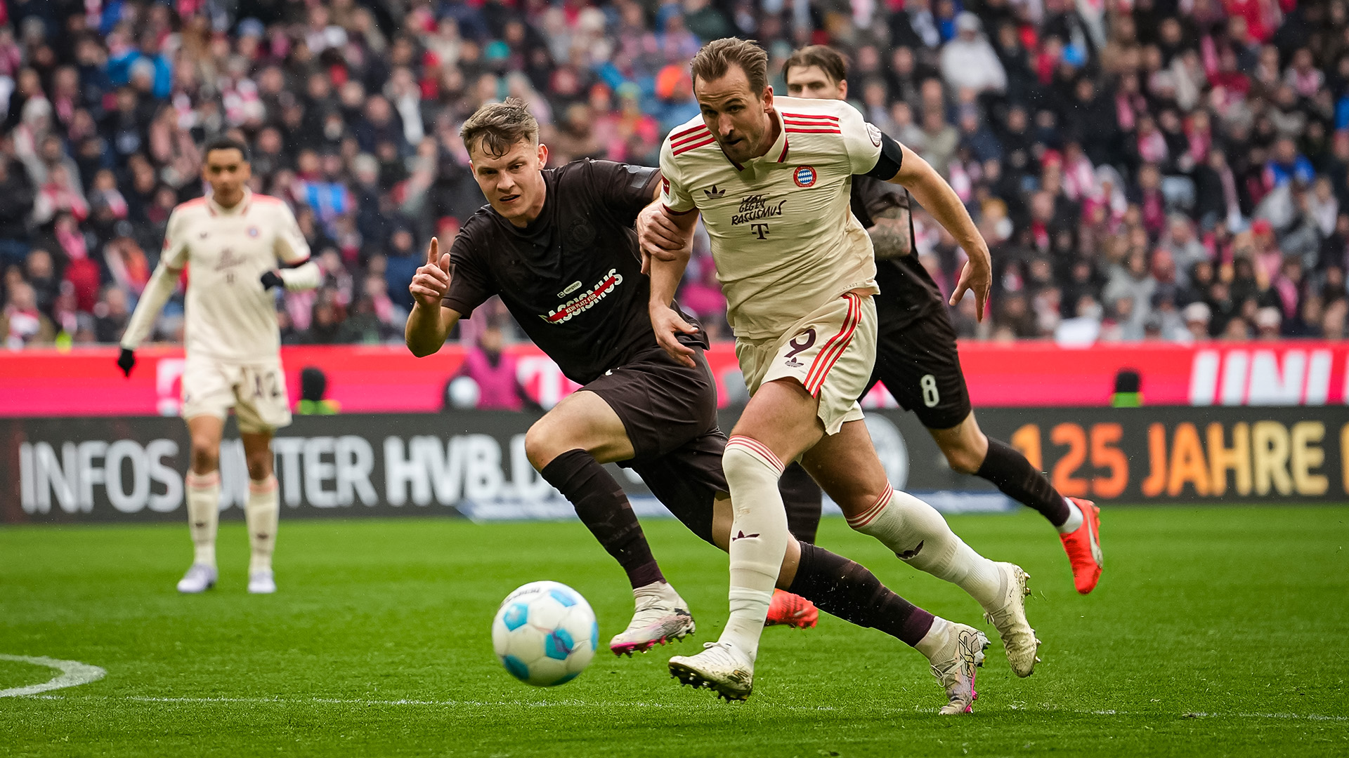 Bayern Munich vs St. Pauli