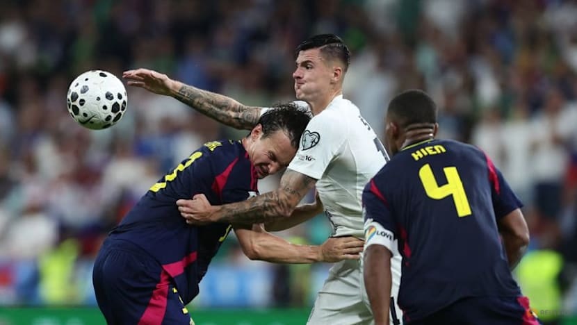 Màn so tài Thụy Điển vs Slovenia