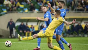 Màn so tài Ukraine vs Iceland