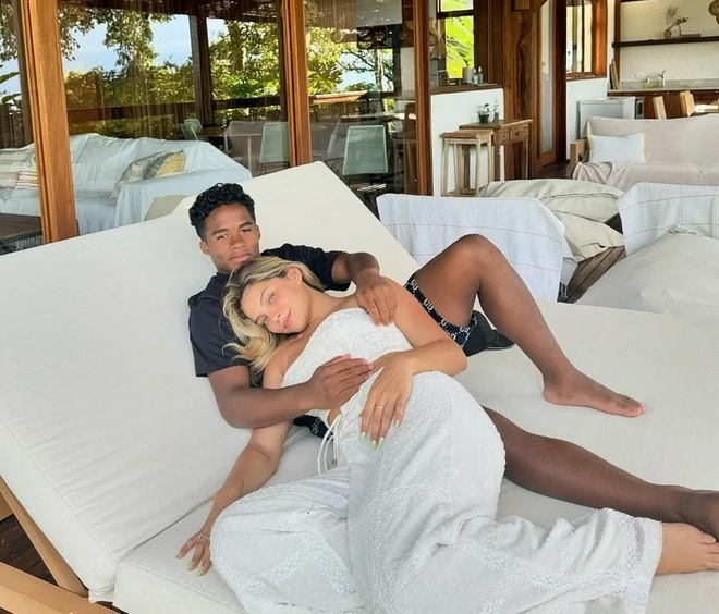 Gabriely Miranda vs Endrick